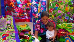 XL Mexico San Cristobal De Las Casas Woman And Child People