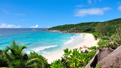 XL Seychelles Grand Anse Beach