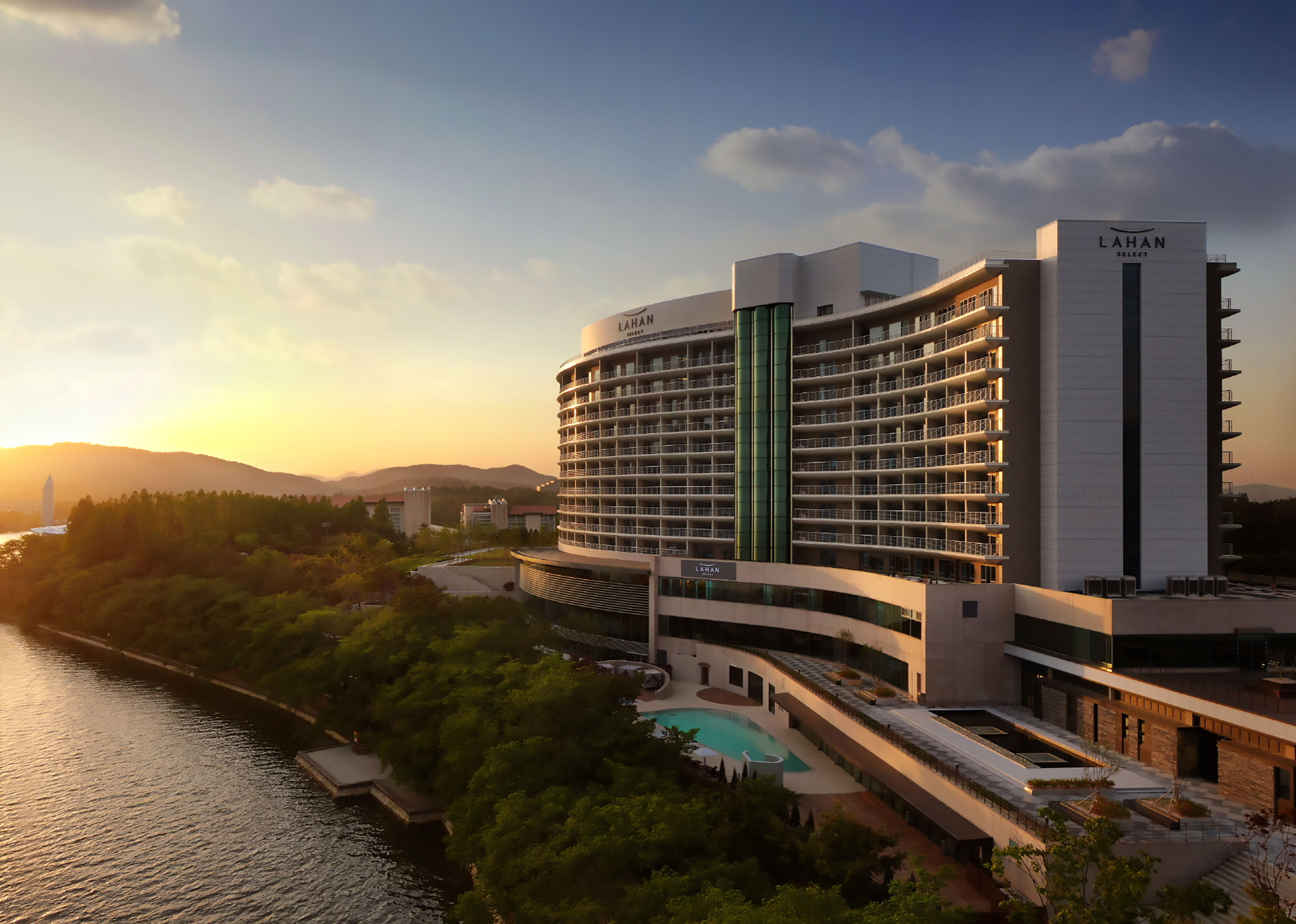 XL South Korea Lahan Select Exterior