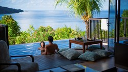 XL Seychelles Praslin Raffles Seychelles Pool Villa Couple