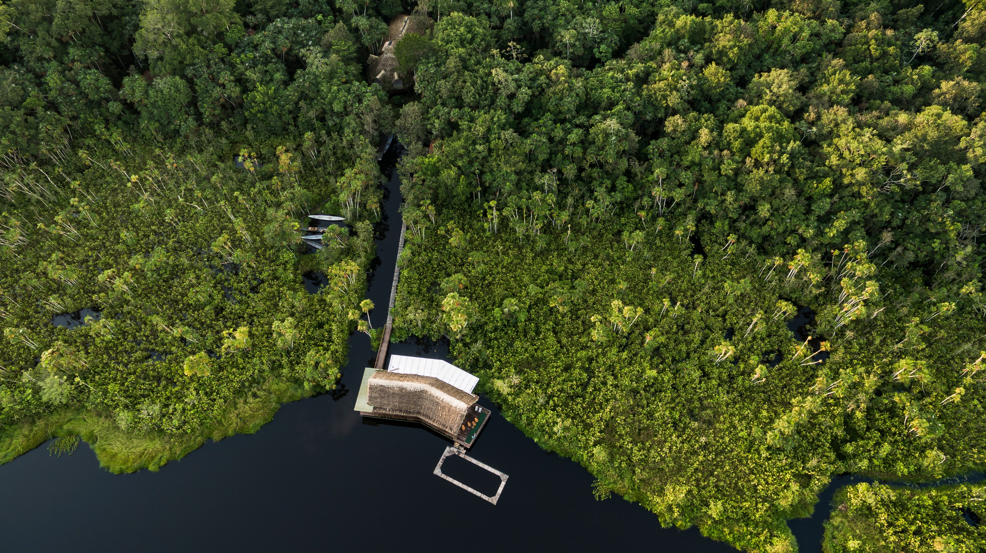 XL Galapagos Sacha Lodge Aeriel2