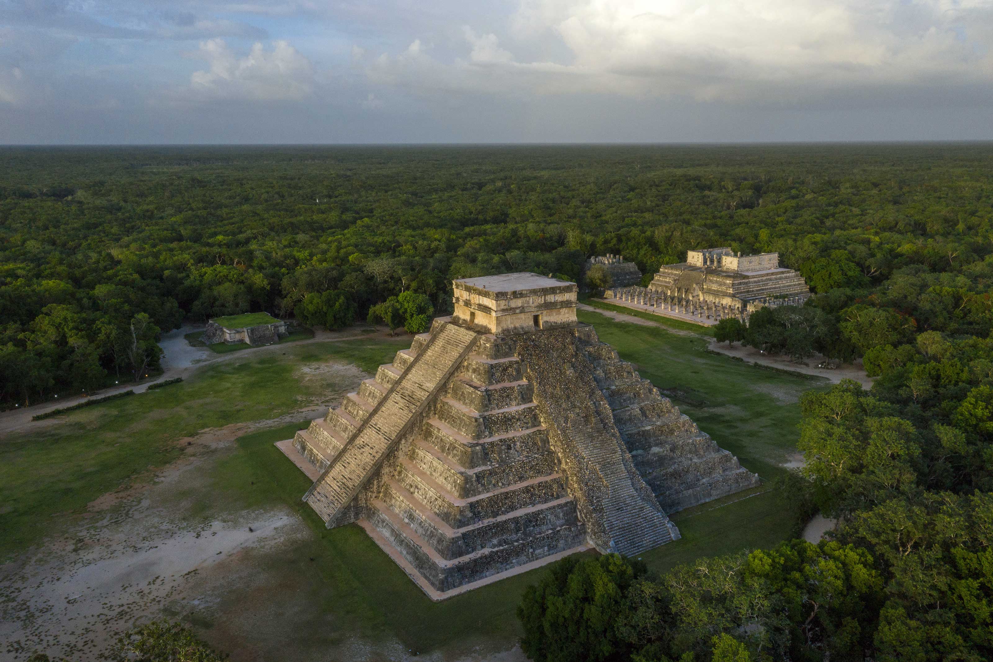 Xl Mexico Chichen Itza Sky