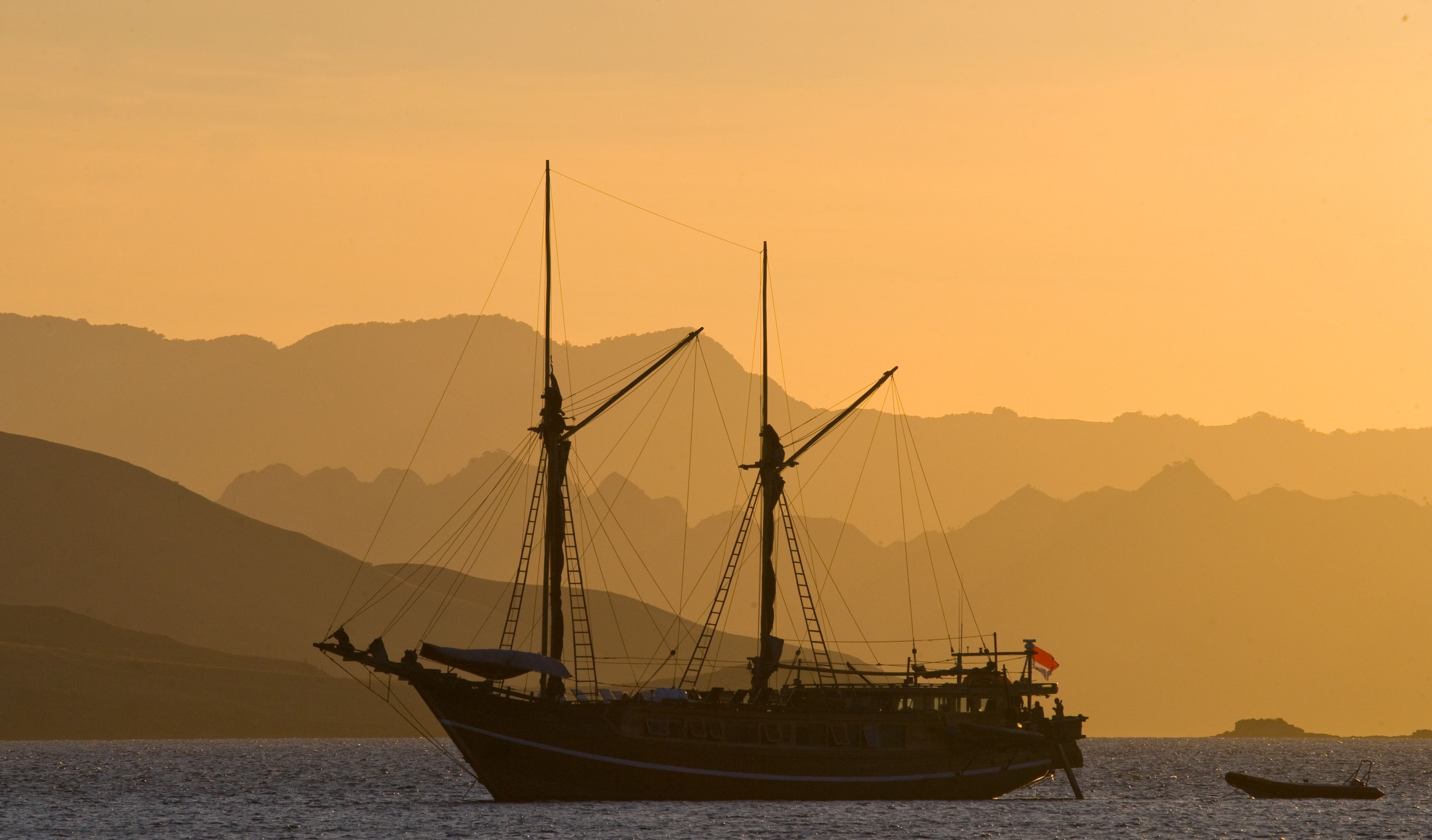 XL Indonesia Komodo Cruise