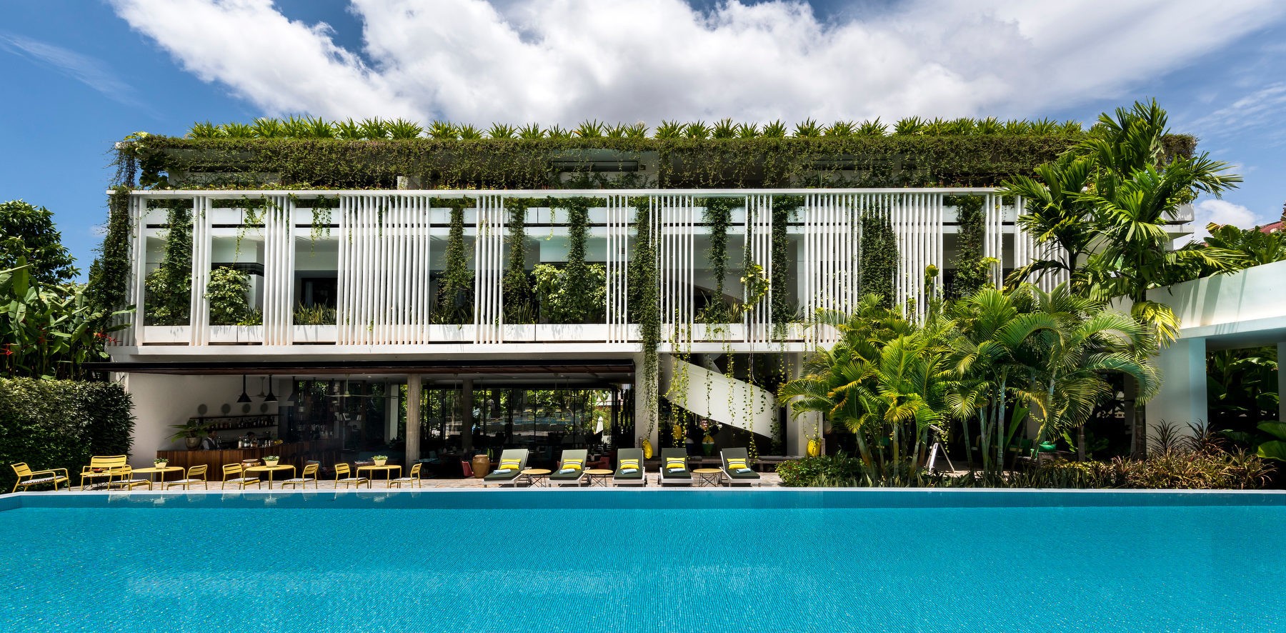 Small Cambodia Viroth's Hotel Exterior And Pool