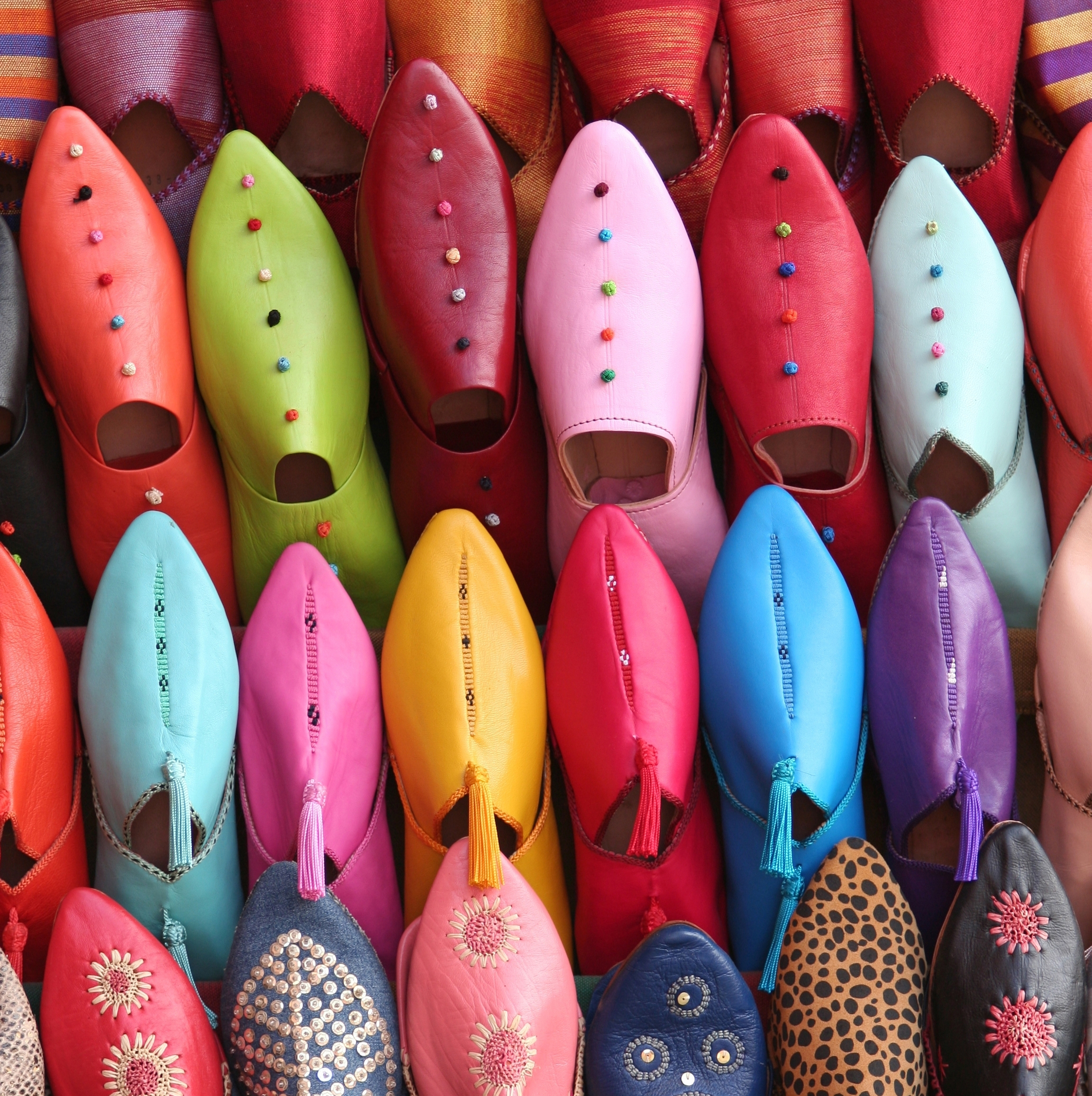 XL Oman Colorfull Shoes