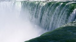 Xl Canada A Shot Of Niagara Falls From Right At The Edge