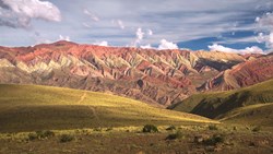 Xl Argentina Humahuaca Hornocal Mountain Of Fourteen Colors