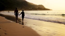 Xl Seychelles Sables D'or Beau Vallon Beach Couple