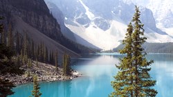 XL Canada Lake Louise With Glacier