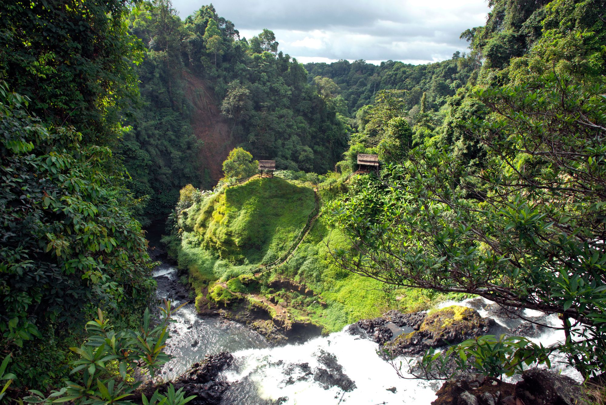 Xl Laos Bolaven Plateau Tad Yuang Waterfall Overview