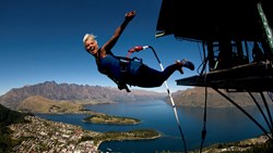 XL Queenstown Bungy Jump Woman Sport New Zealand