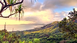 XL Hawaii Oahu Kualoa Ranch Hakipuu Valley