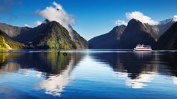 XL Milford Sound South Island New Zealand Reflections Lake Mountains
