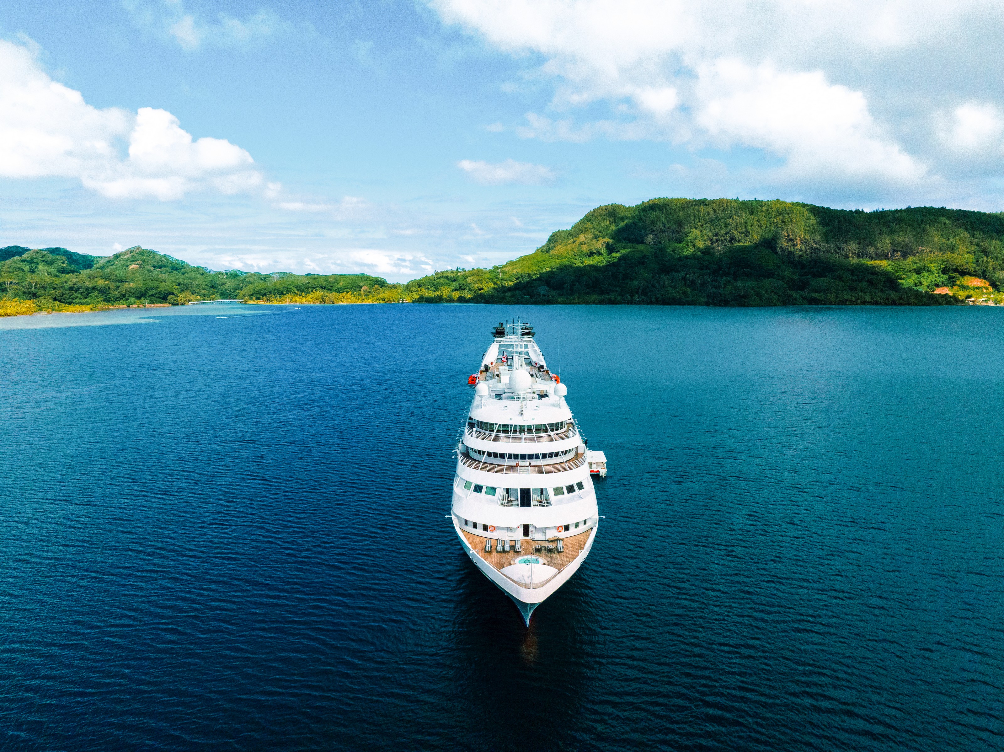 XL Cruise Windstar Breeze, Legend & Pride Aerial1