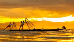 Xl Burma Myanmar Fishermen At Inle Lake