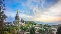 Xl Thailand Chiang Mai Chedi Pagoda Inthanon National Park