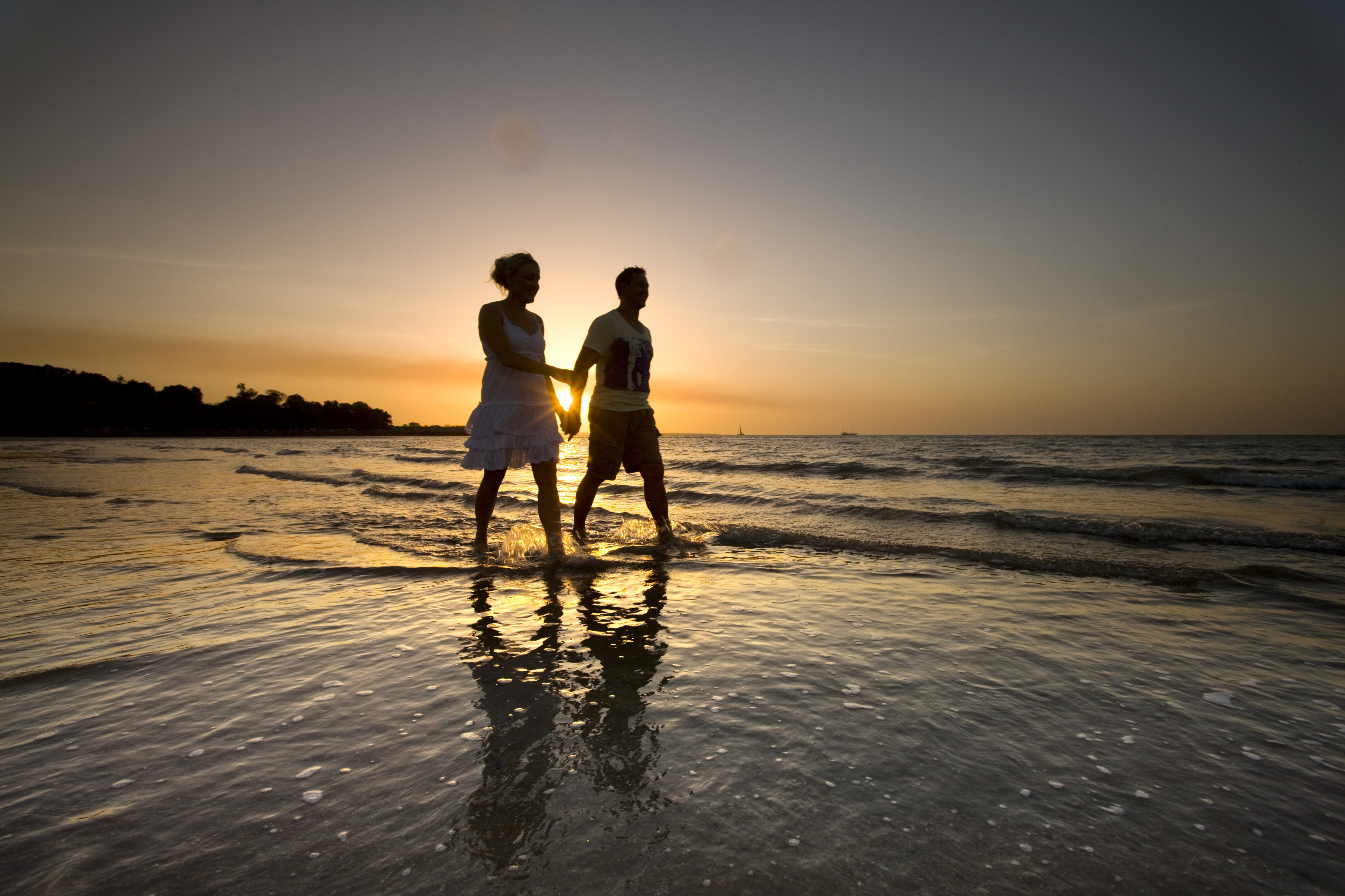 Xl Australia NT Darwin Mindil Beach Couple Sunset