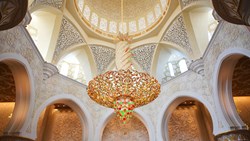 Xl Abu Dhabi Sheikh Zayed Mosque Worlds Biggest Chandelier United Arab Emirates