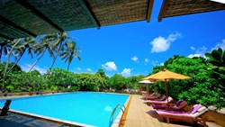 XL Sri Lanka Galle Aditya Resort Pool View