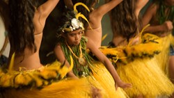 XL Cook Islands Rarotonga Dancers People Local Polynesian Culture