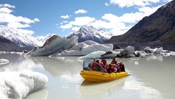 Xl New Zealand Tasman Glacier Lake Glacier Tours Boat Tour
