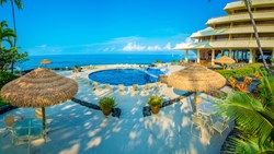 Xl Hawaii Hotel Royal Kona Resort Pool And Sundeck