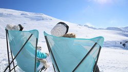Xl France Ski Slope Skiers Sunbathing