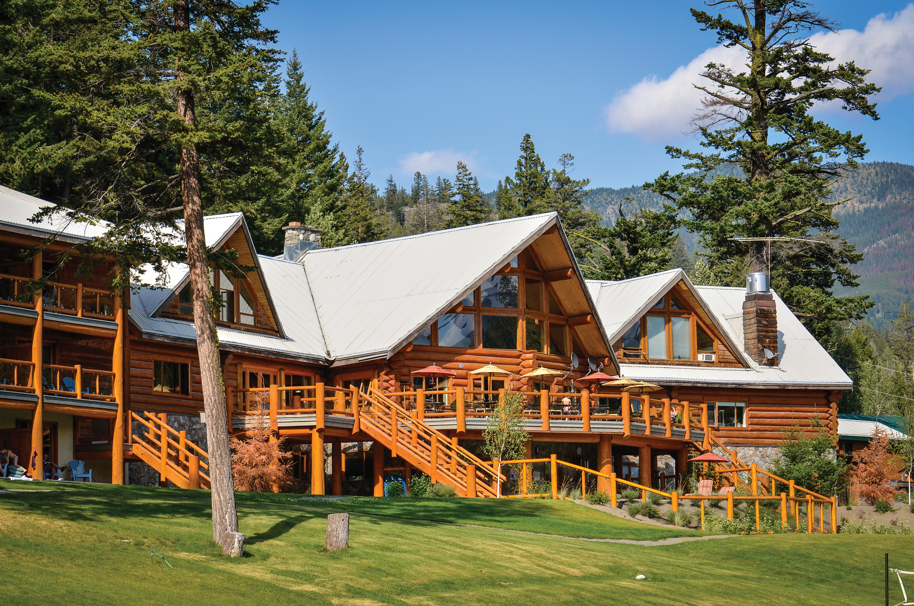 Xl Canada British Columbia Tyax Lodge And Heliskiing Exterior