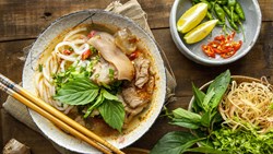 Xl Vietnam Bun Bo Hue Beef Noddle Soup Food