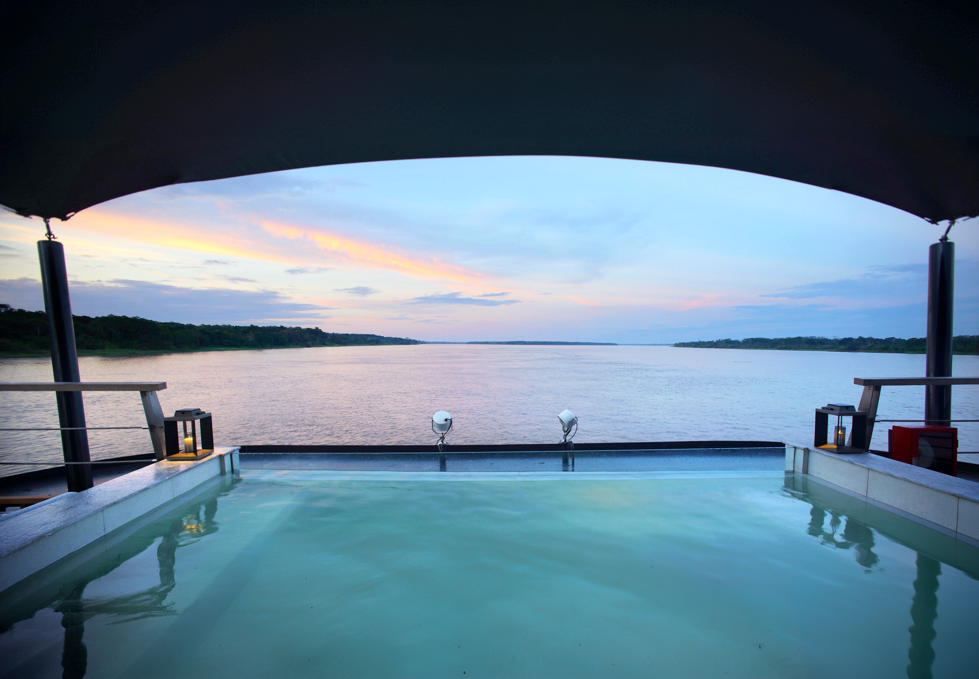 XL Peru Aqua Expeditions Aqua Nera Plunge Pool