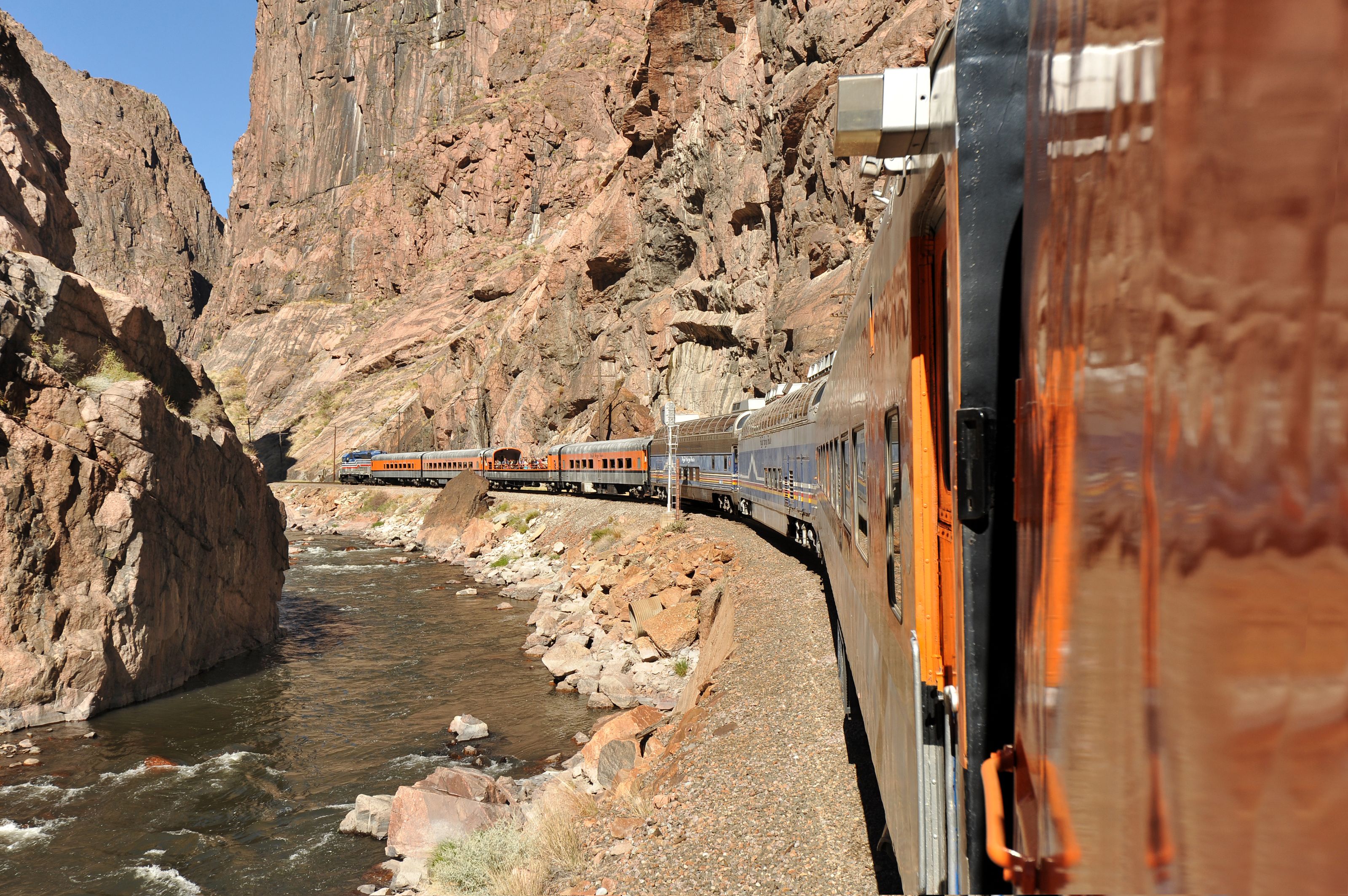 XL USA Colorado Royal Gorge Railway Train River
