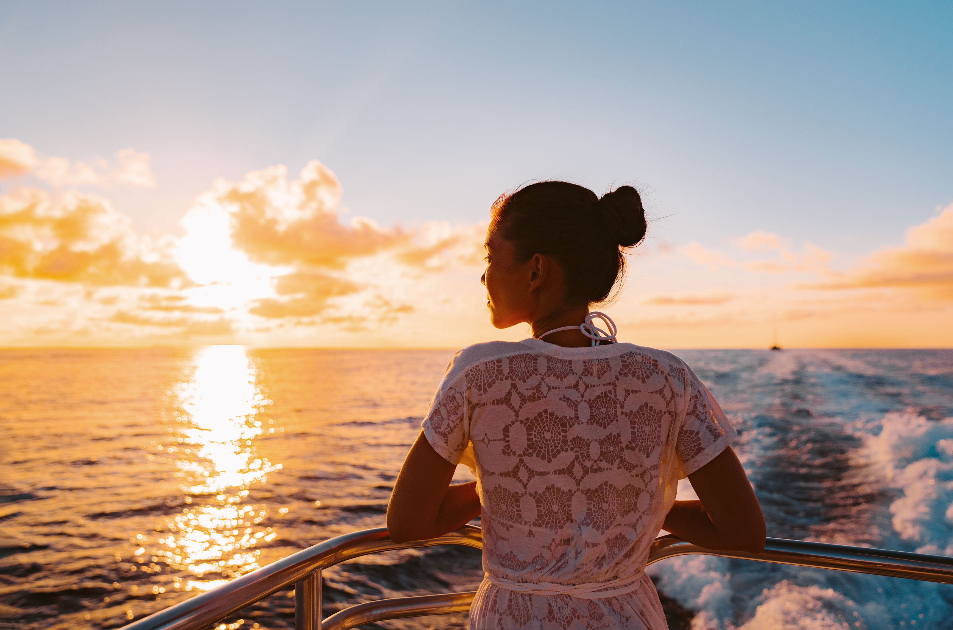 Xl Caribien Woman Sunset Boatr