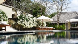 XL Bali REVIVO Wellness Resort Pool