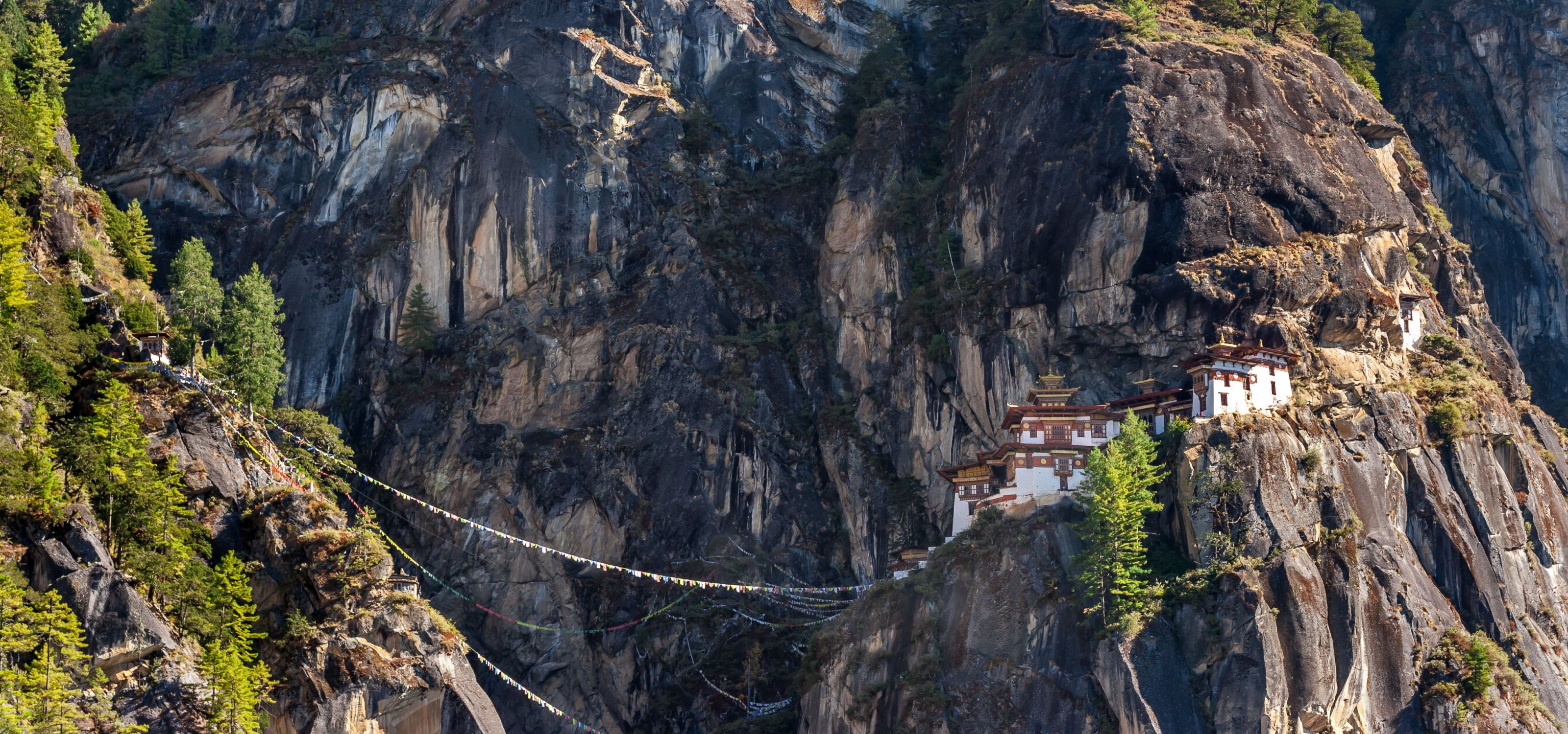 Xl Bhutan Paro Tigers Nest Panorama View