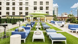 Xl Usa Californien San Diego Margaritaville Hotel San Diego Rooftop Terrace