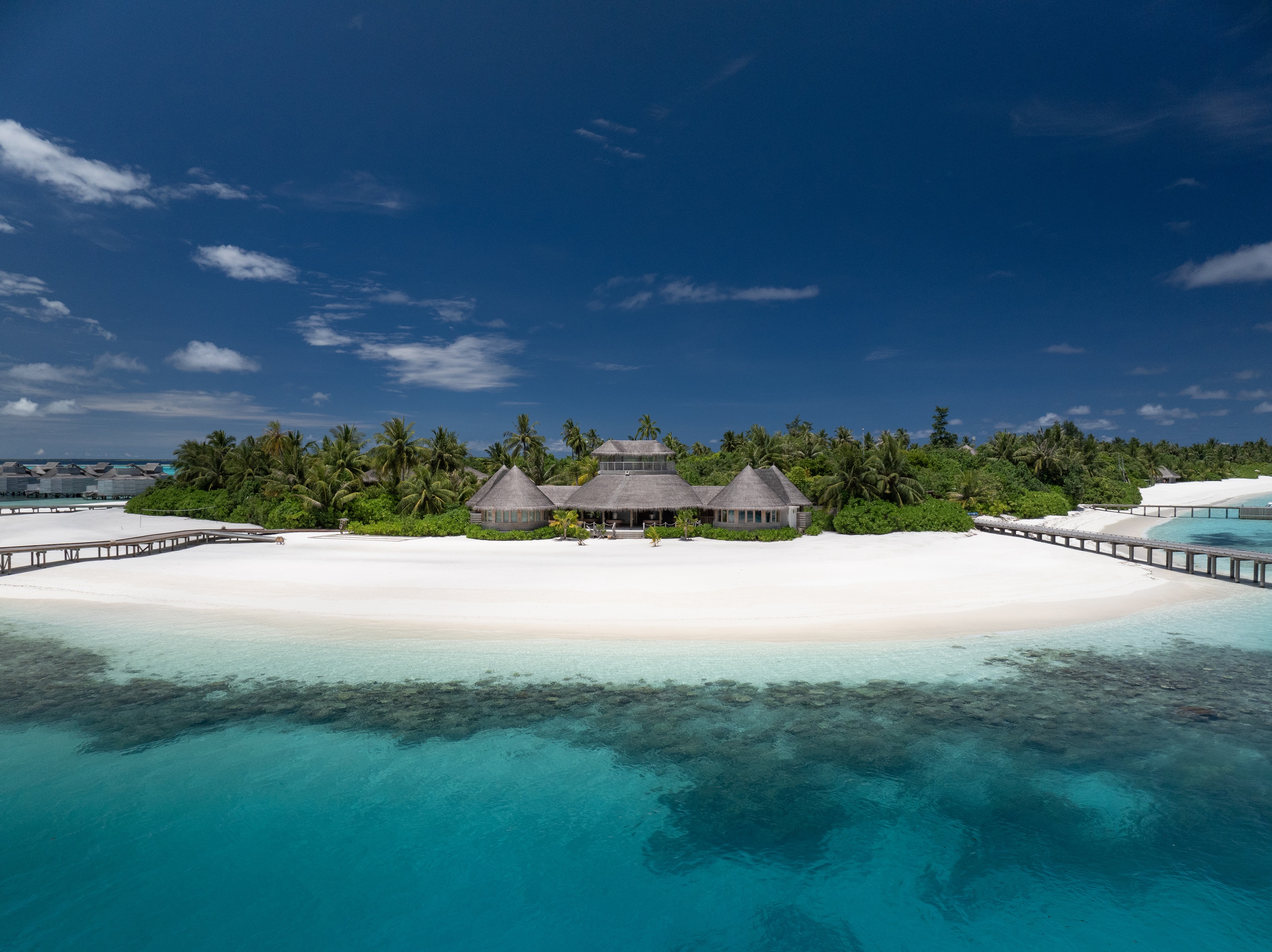 XL Maldiverne Six Senses Laamu Aerial1