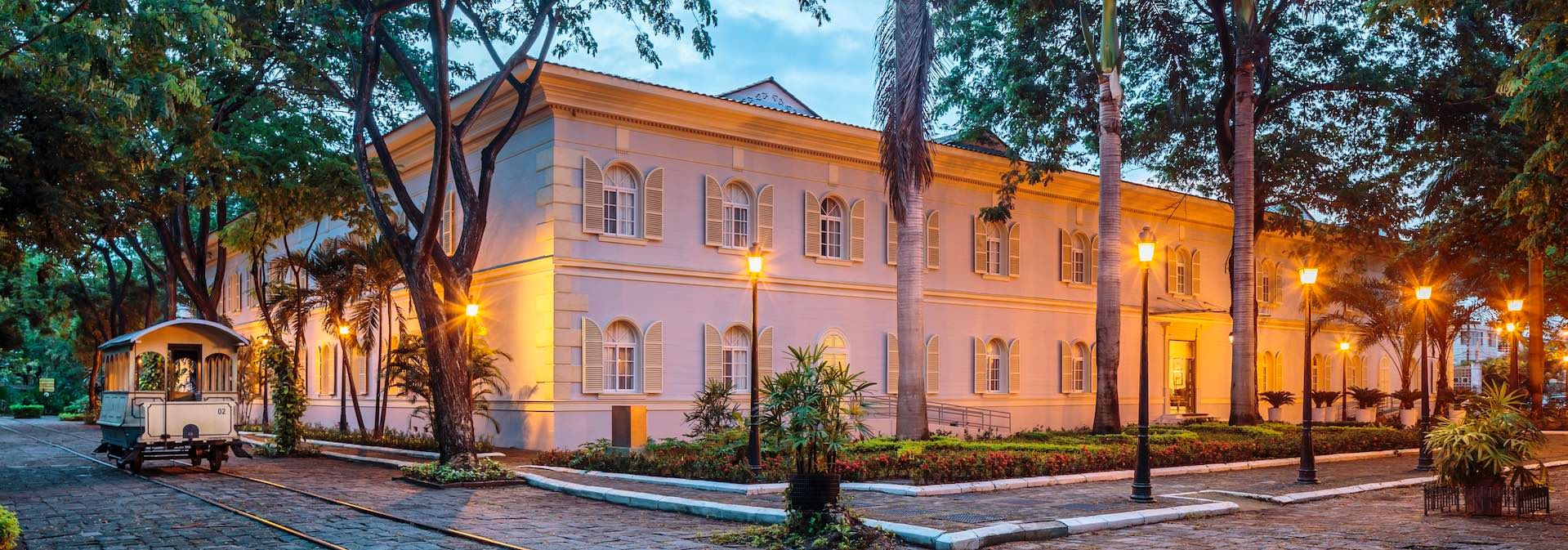 Small Ecuador Hotel Parque Exterio2 2