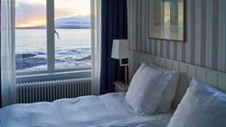 XL Faroe Island Hotel Havgrím Bedroom View