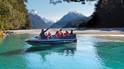 Xl New Zealand Mt Aspiring National Park Lake Wakatipu Jet Boat Still Water