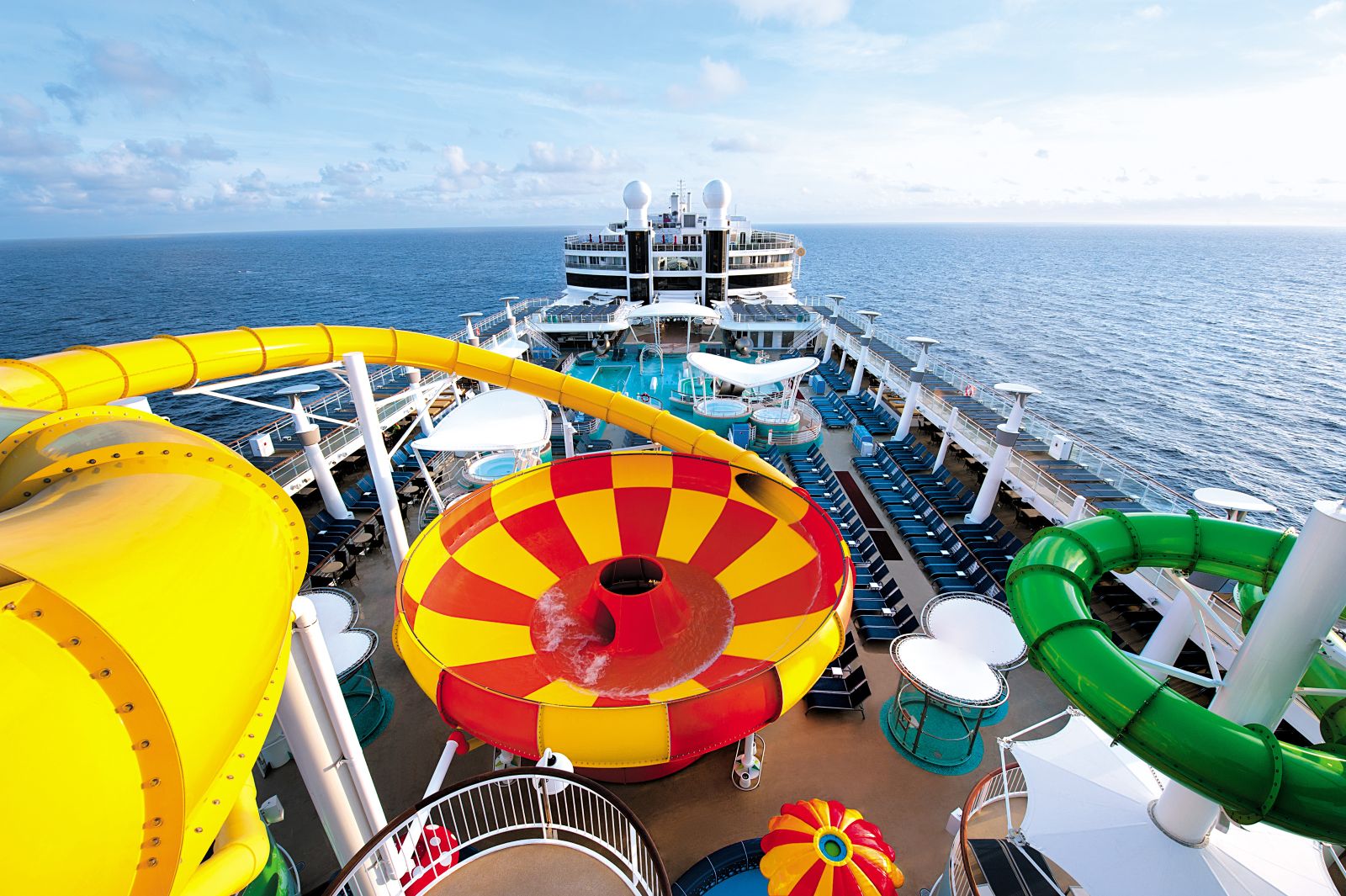 XL Norwegian Epic Pool Slides Epic Plunge