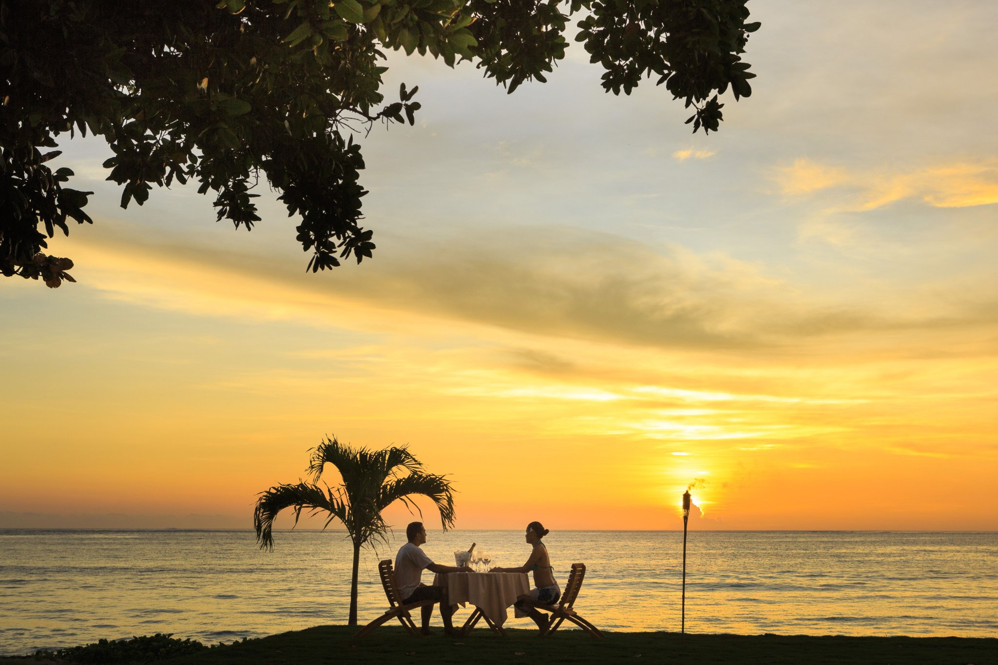XL Fiji Oceanview Sunset Dinner Vitu Levu Yatule Resort Spa
