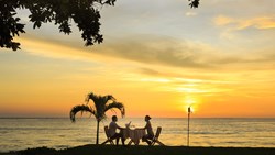 XL Fiji Oceanview Sunset Dinner Vitu Levu Yatule Resort Spa