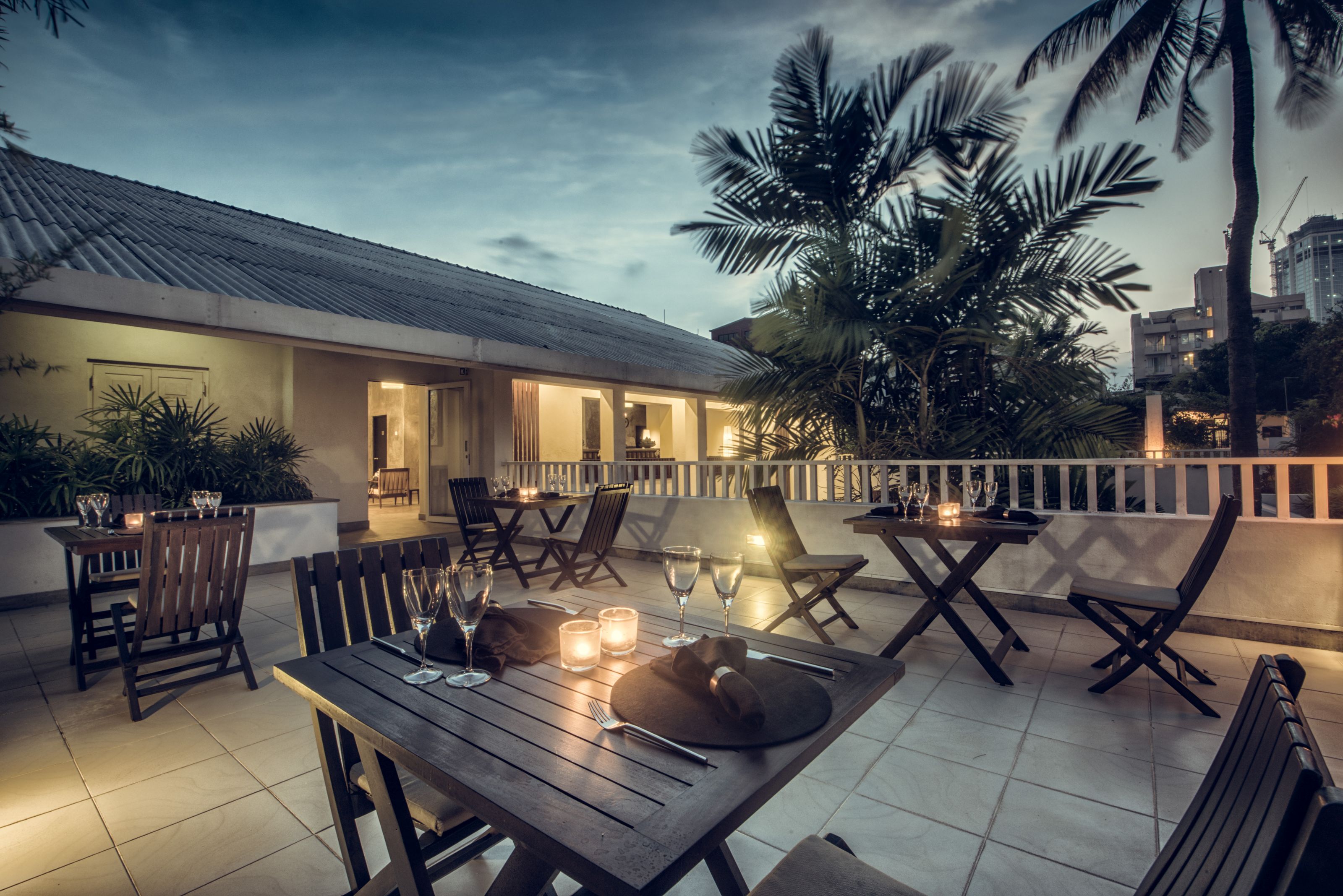 XL Sri Lanka Colombo Lake Lodge First Floor Outdoor Dining Restaurant