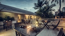 XL Sri Lanka Colombo Lake Lodge First Floor Outdoor Dining Restaurant