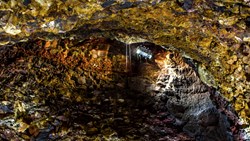 Xl Iceland Thríhnúkagígur Inside Volcano From Bottom