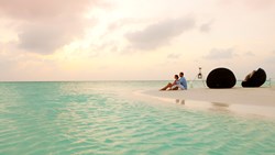 Baros Maldives Sandbank Sundowner HR